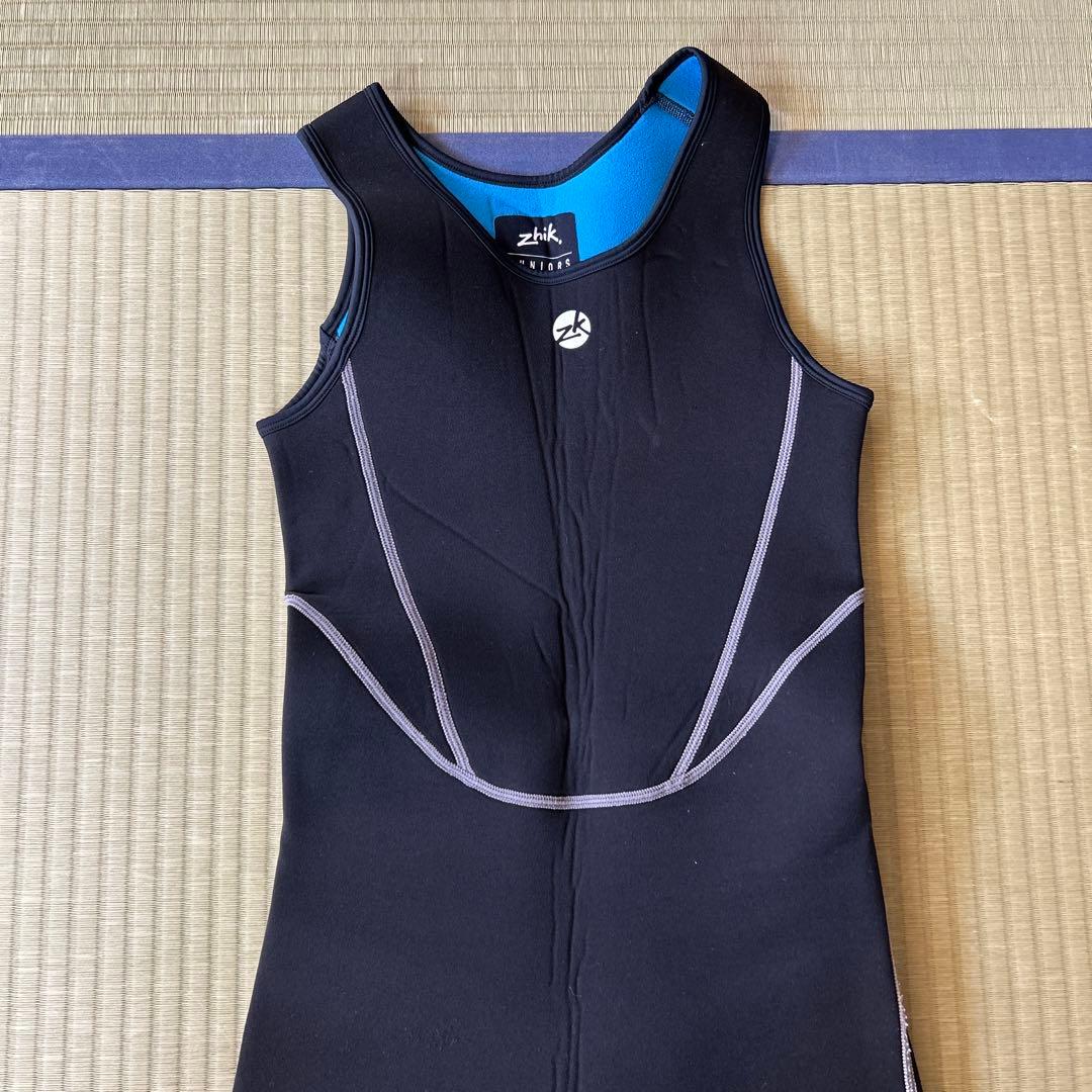 Zhik ノースリーブウェットスーツ 黒　ジュニア12