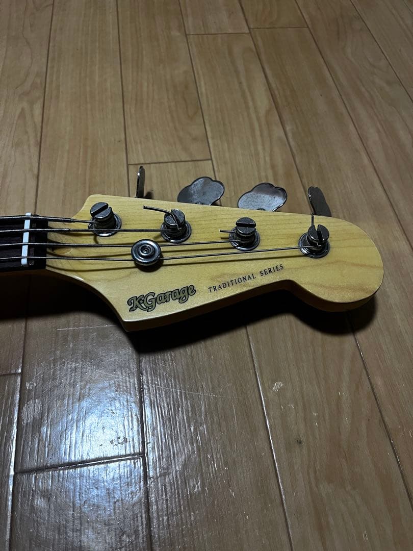 KGarage Traditional Seriesエレキベース ケーブル2本付