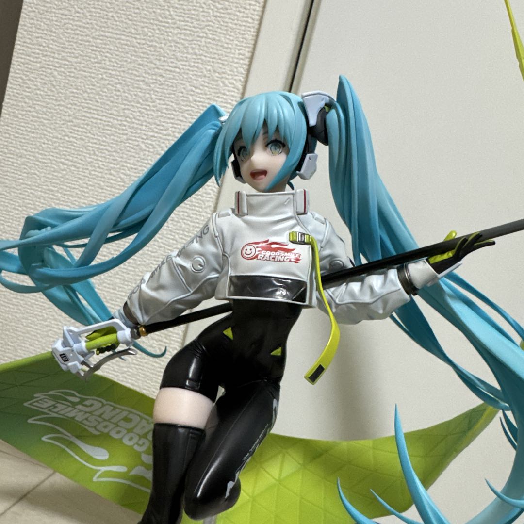 初音ミク　レーシングミク　2022　フィギュア