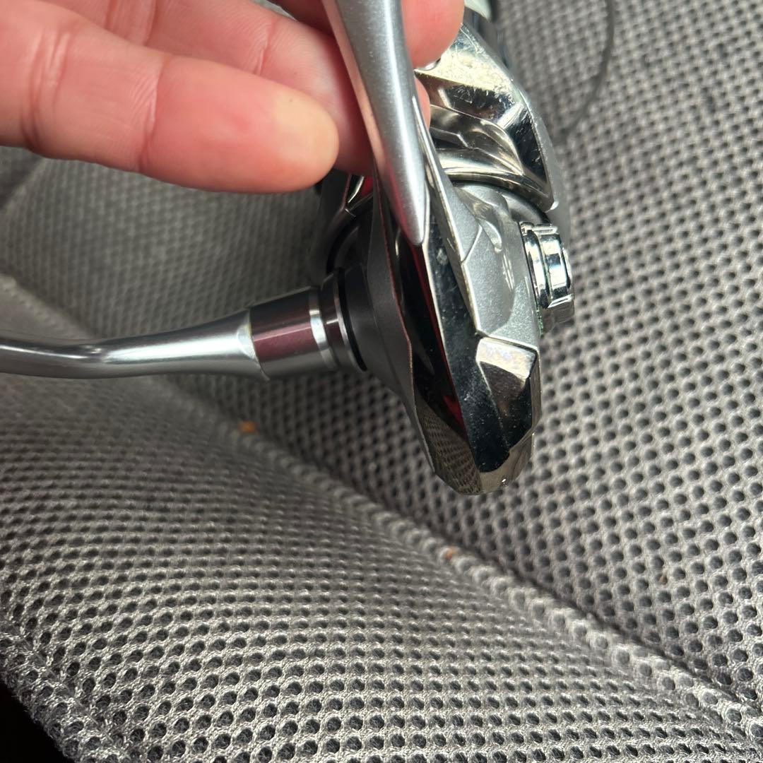 Shimano 19ストラディック　スピニングリール 2500S