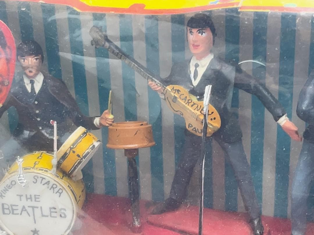 ビートルズ　フィギュア「スウィンガーズ ミュージック セット」1960年代