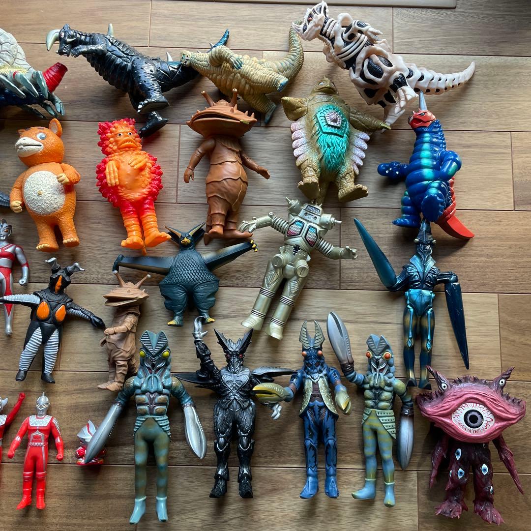 ウルトラマンシリーズフィギュアfigure43体セット バルタン星人他 円谷