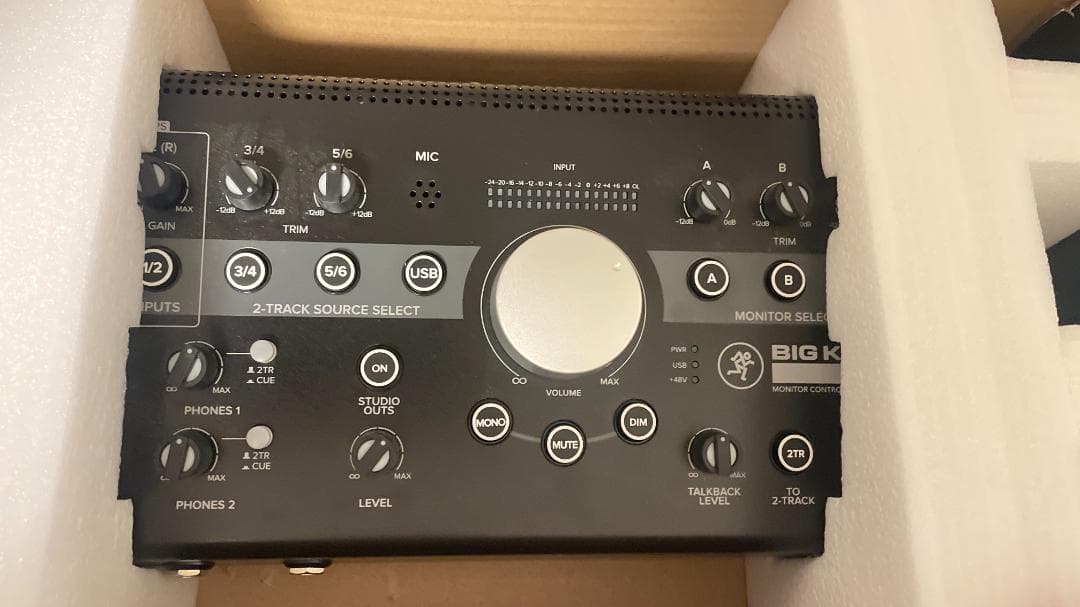 Mackie Big Knob Studio+ マッキー ビッグノブ スタジオ