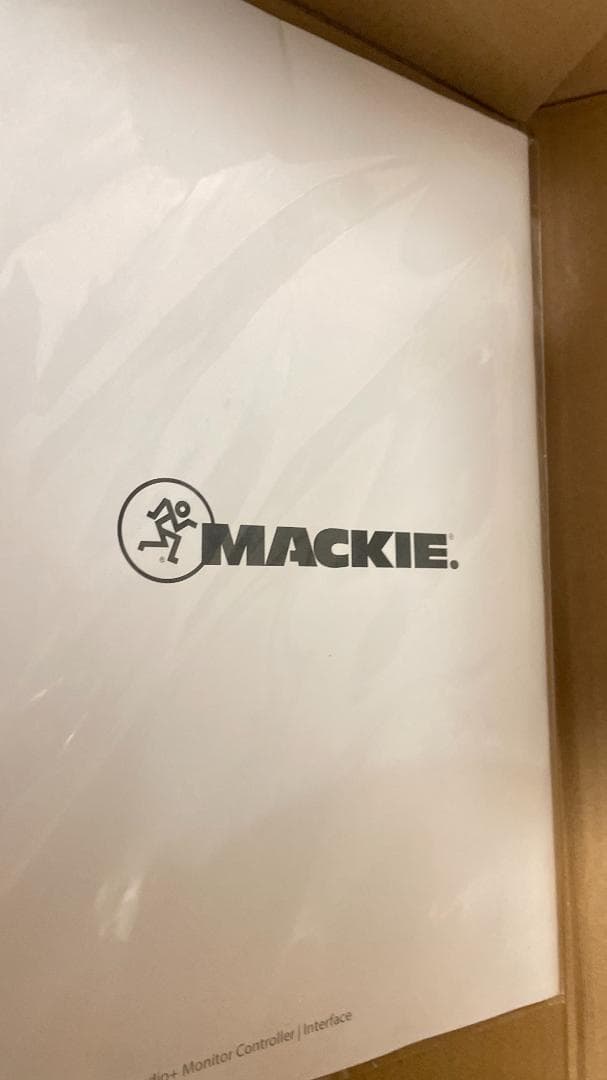 Mackie Big Knob Studio+ マッキー ビッグノブ スタジオ