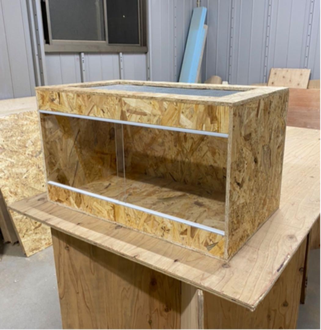 新品　木製ケージ　OSB 爬虫類　両生類　カメレオン　トカゲ　フトアゴ　カメ