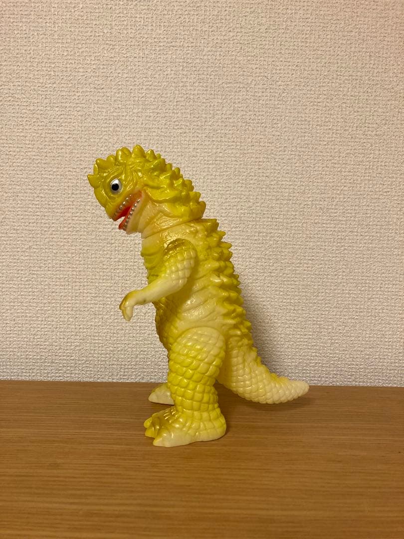 希少　ブルマァク　復刻　ベムラー　蓄光