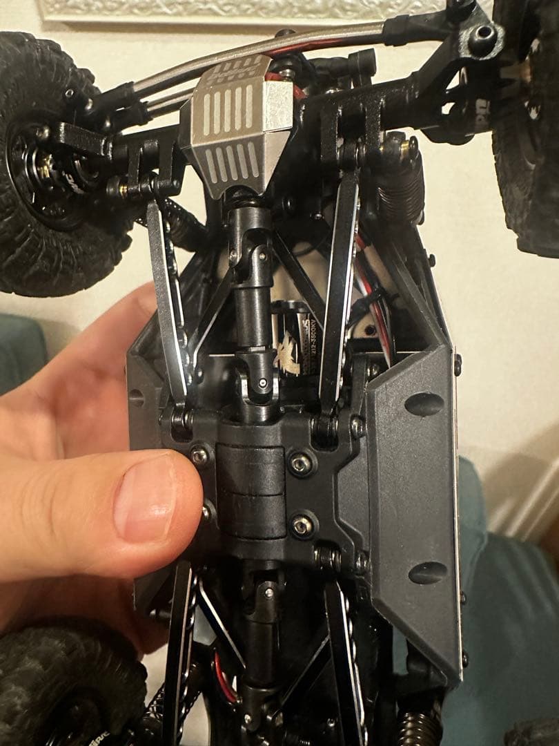 ucx2405PRO カスタム　高機能クローラー　ラジコン【出品してみました】