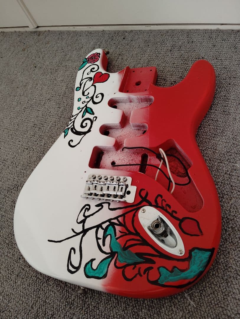 squier stratocaster モンタレーペイント