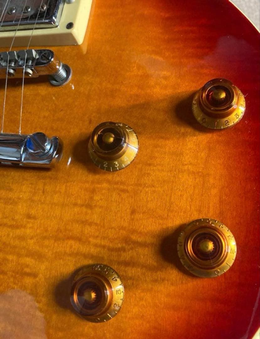 Epiphone Les Paul エレキギターサンバースト　ベルト付