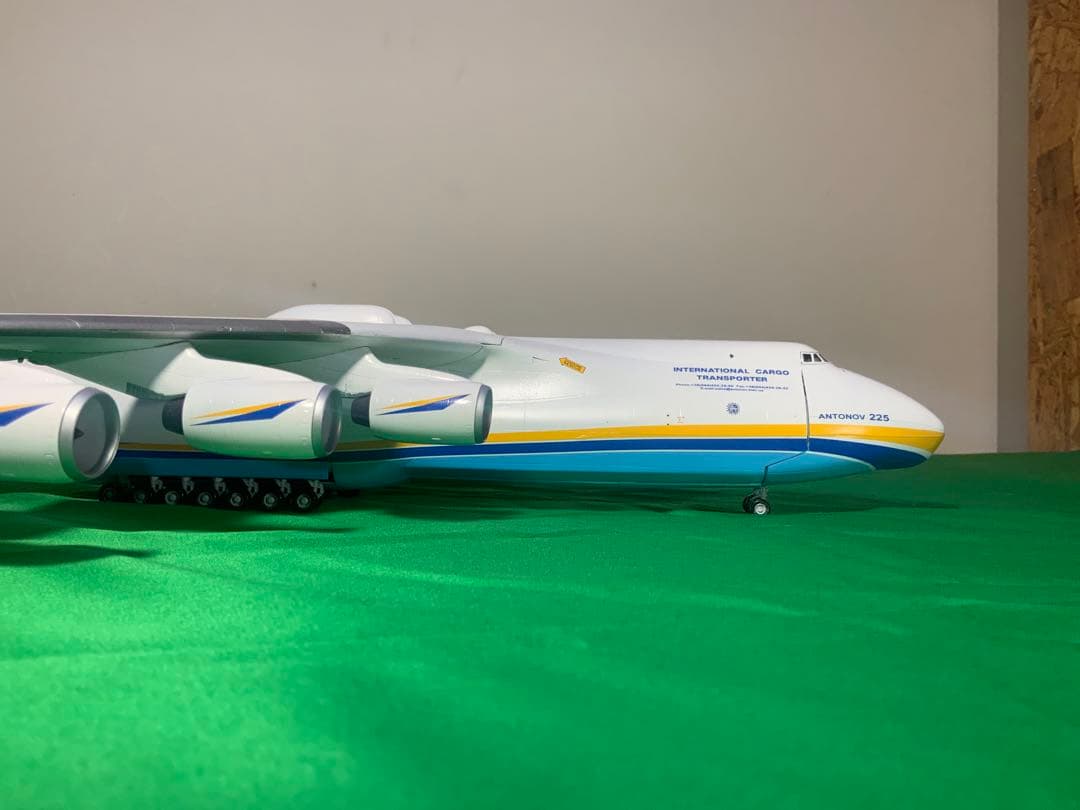 1/144スケールAN 225ムリーヤ塗装済み完成品