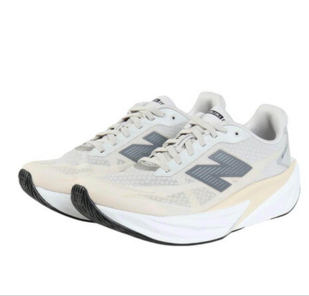 Newbalance fuelcell rebel v5 ランニング シューズ