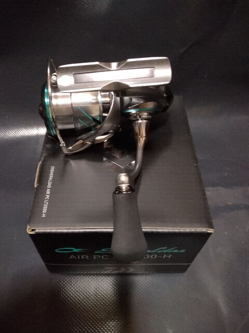 Daiwa AIR PC LT2500-H スピニングリール