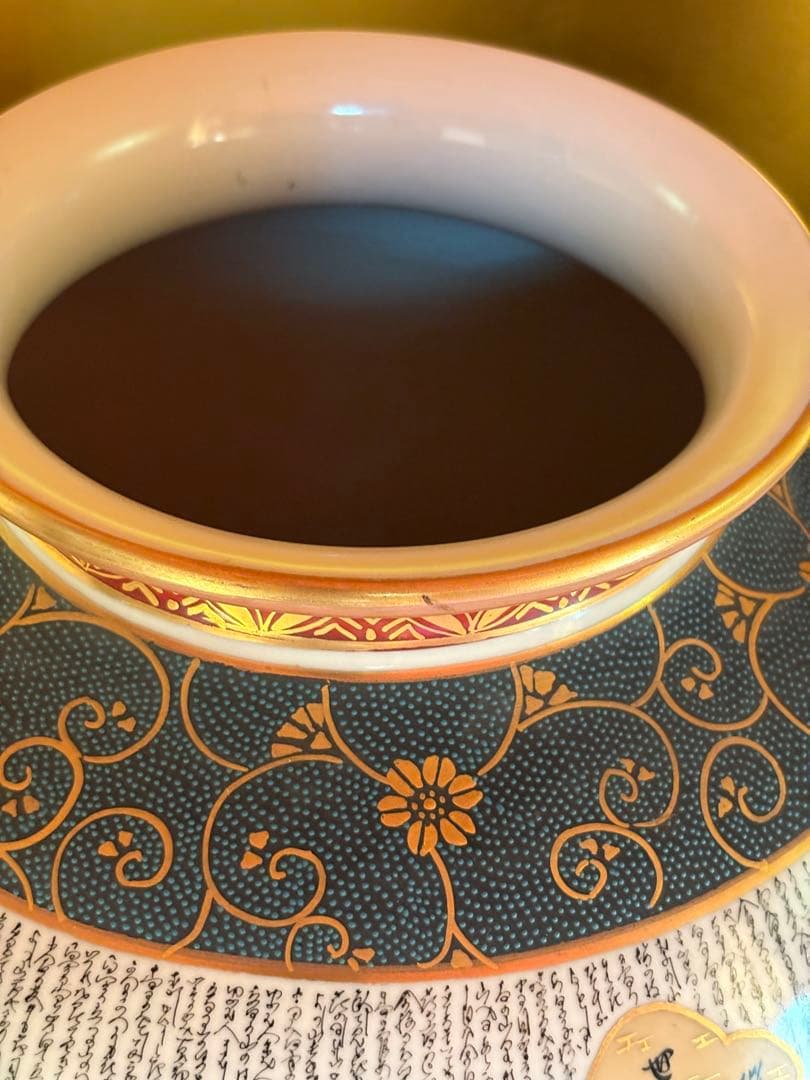 陶器の壺