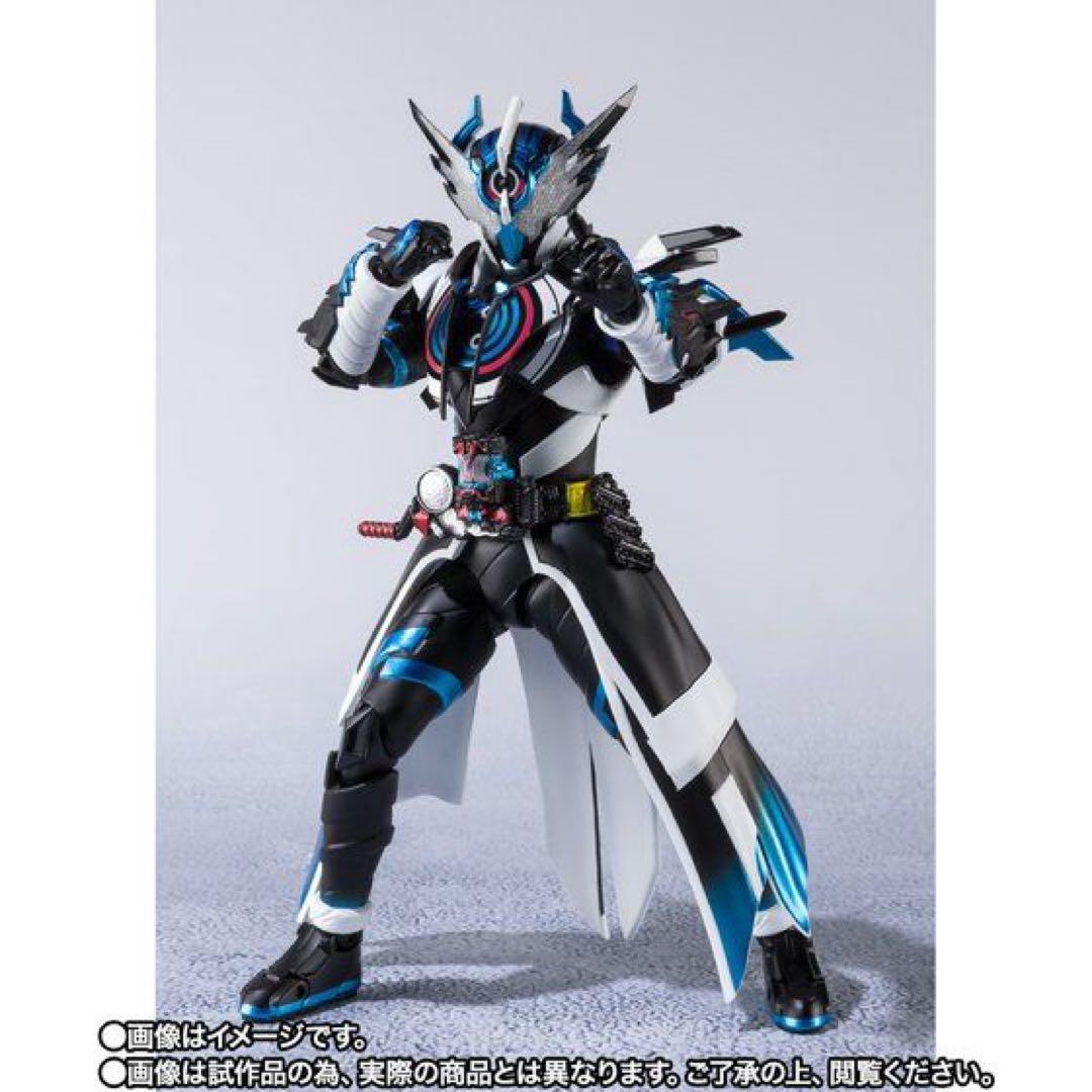 S.H.Figuarts 仮面ライダークローズエボル　　仮面ライダービルド