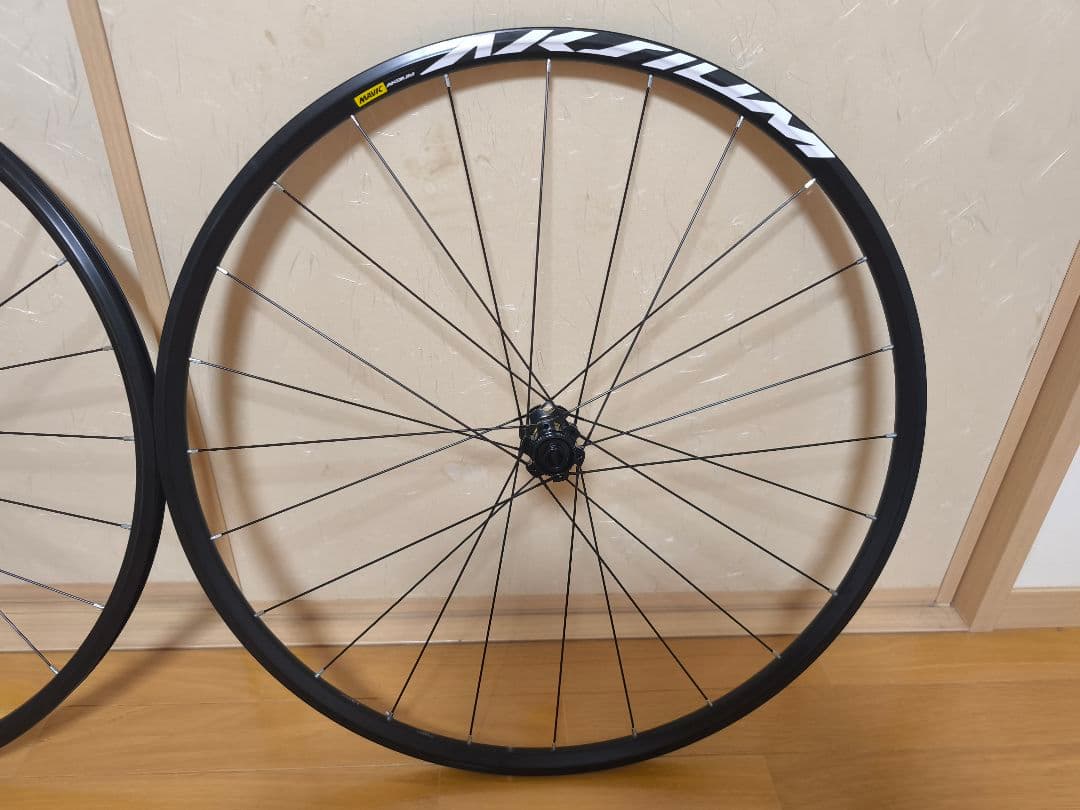 【やーゆ】MAVIC AKSIUM タイヤ付き