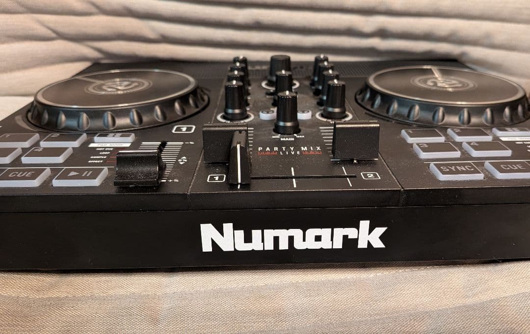 DJ機材 Numark Party Mix Live