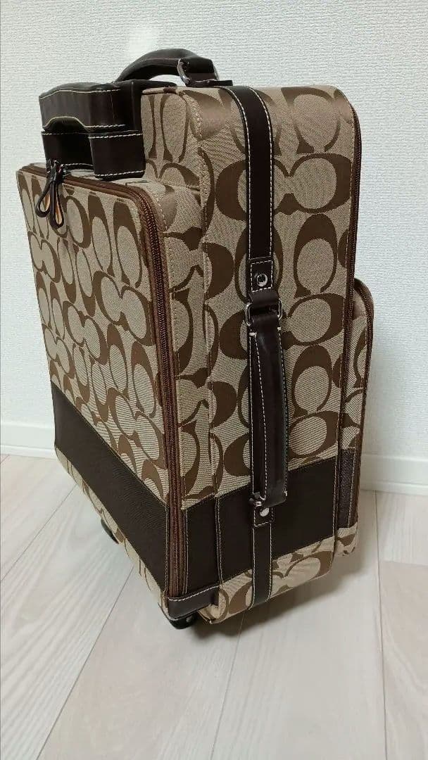 COACH コーチ キャリーケース　新品ですが訳ありです