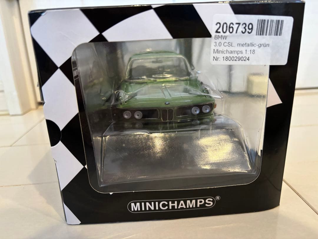  3.0CSl E9 lic grun ミニチャンプス 1/18