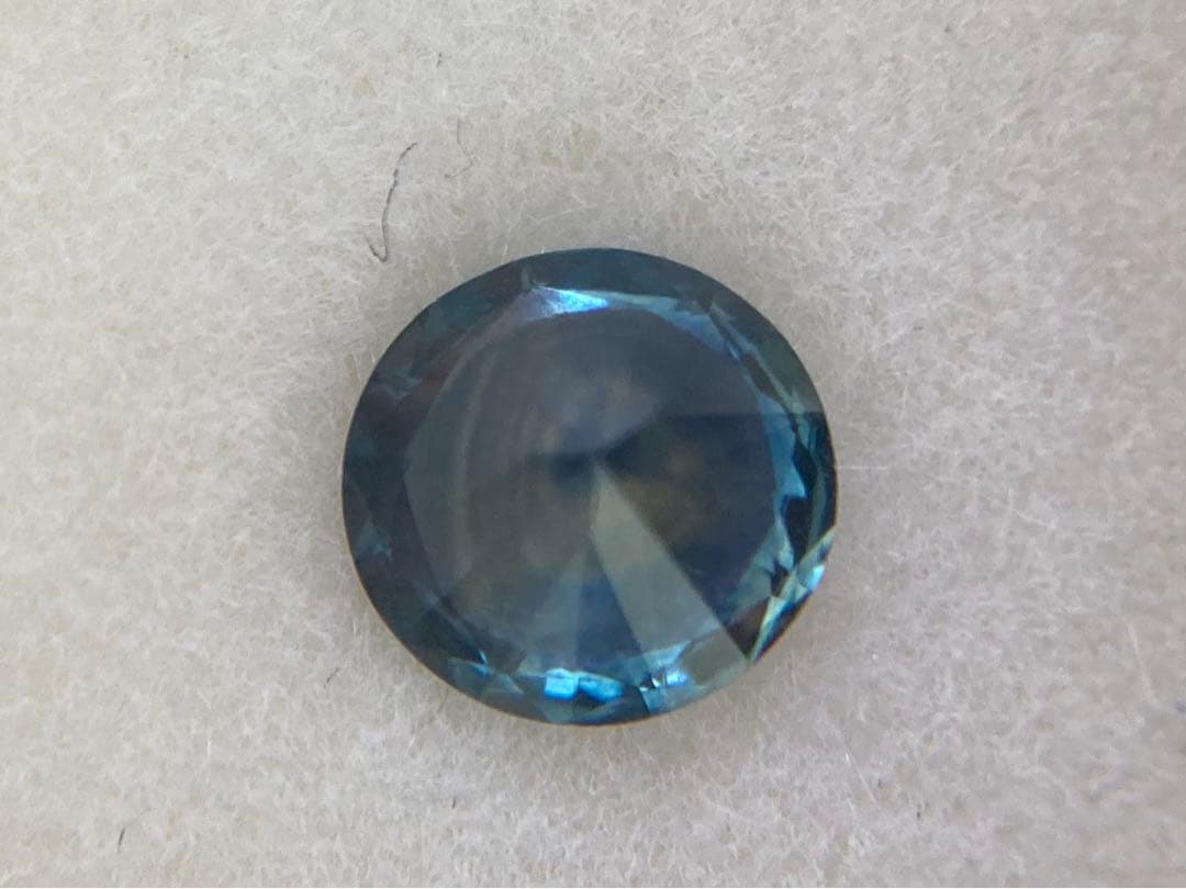 モンタナサファイア　ルース　0.61ct