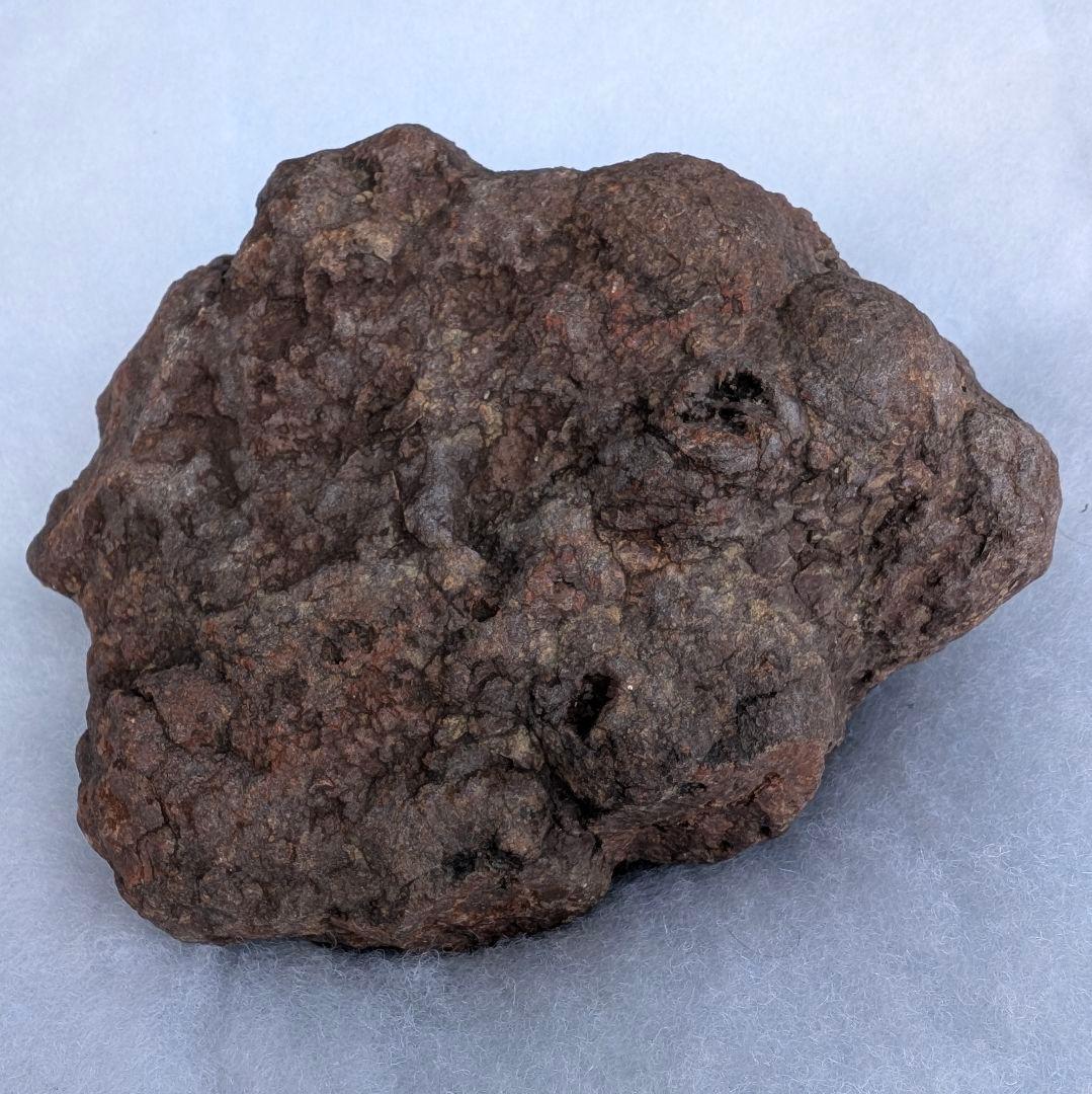特大　本物　大型肉食恐竜の糞の化石　多彩　メノウ化　標本　1866グラム
