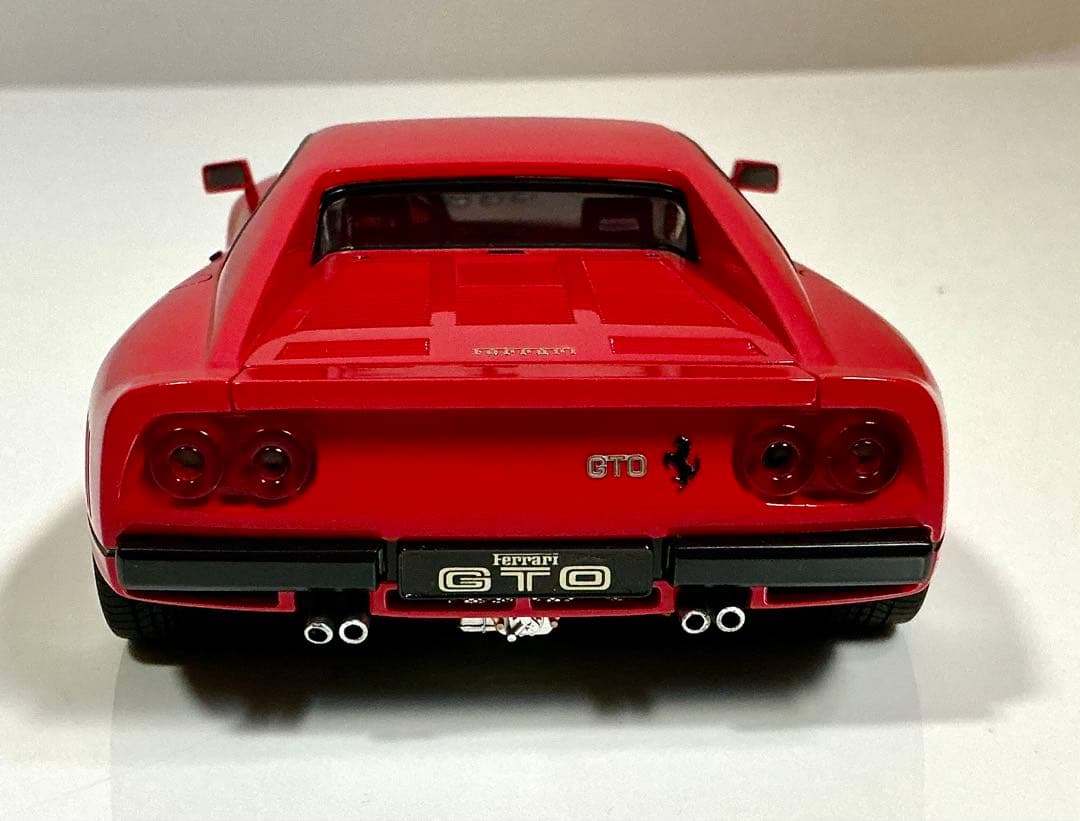フジミ1/24フェラーリ 288GTO完成品です。