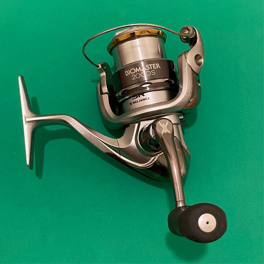 シマノ バイオマスター2000S スピニングリール