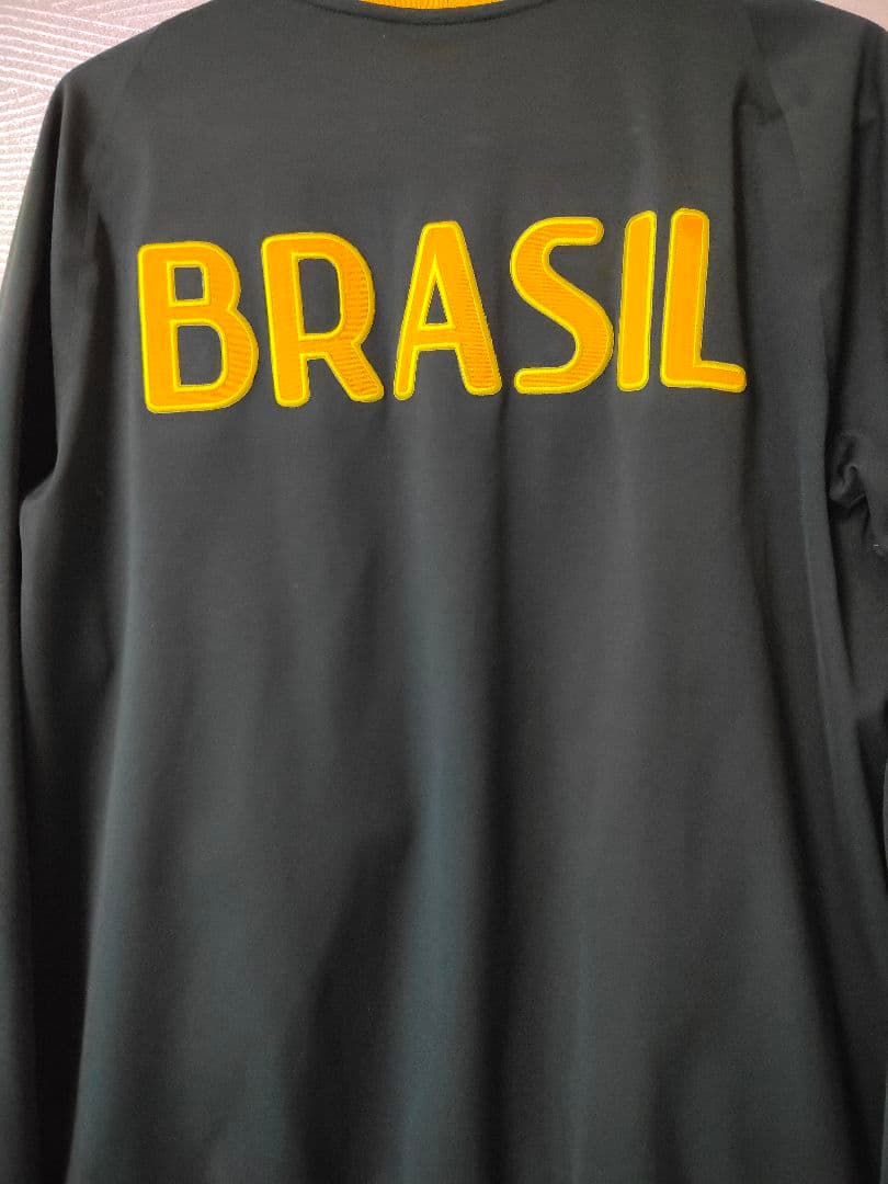 【美品】ナイキ Nike ブラジル代表 ジャージ Lサイズ
