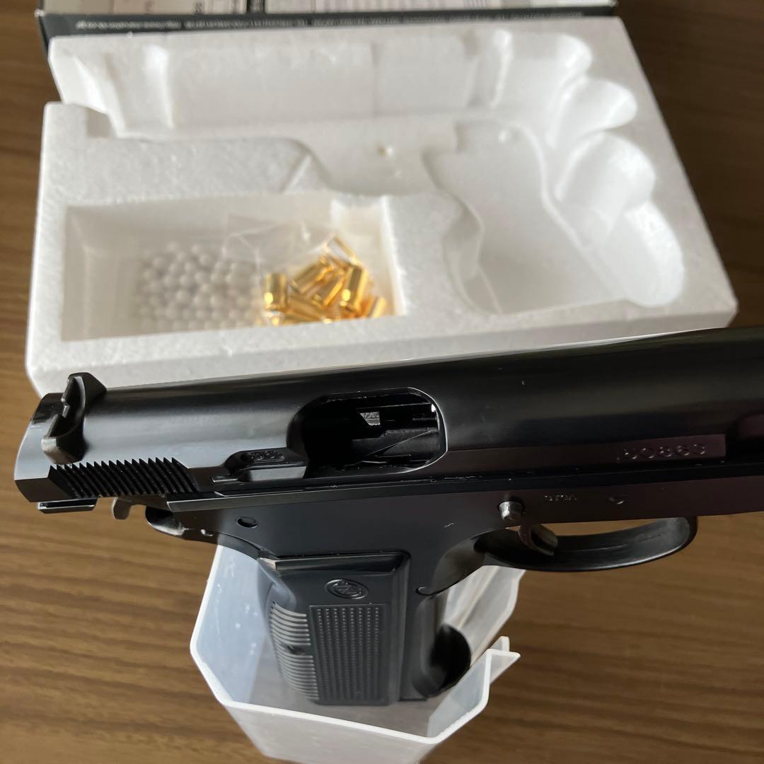 マルシン工業　CZ75 排恭式ガスガン　ブラックABS