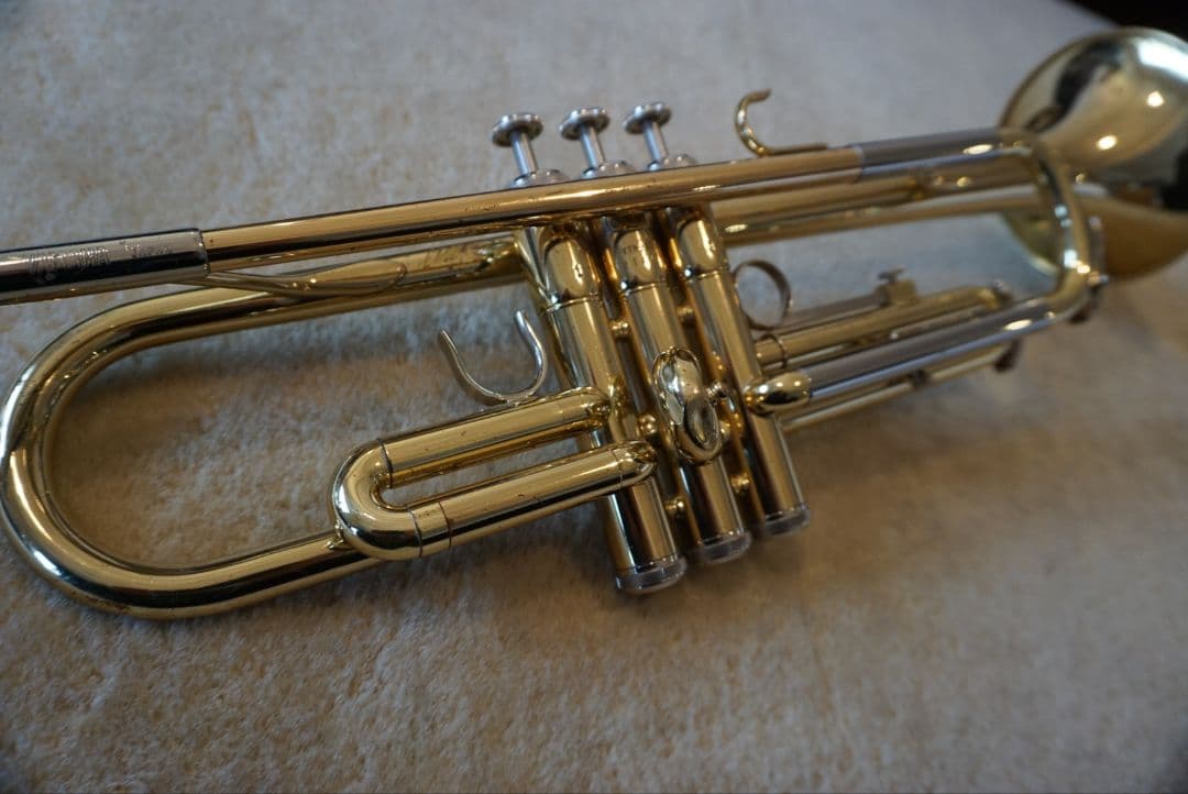 YAMAHAトランペット YTR-2320E 初心者オススメ 【メンテナンス済】