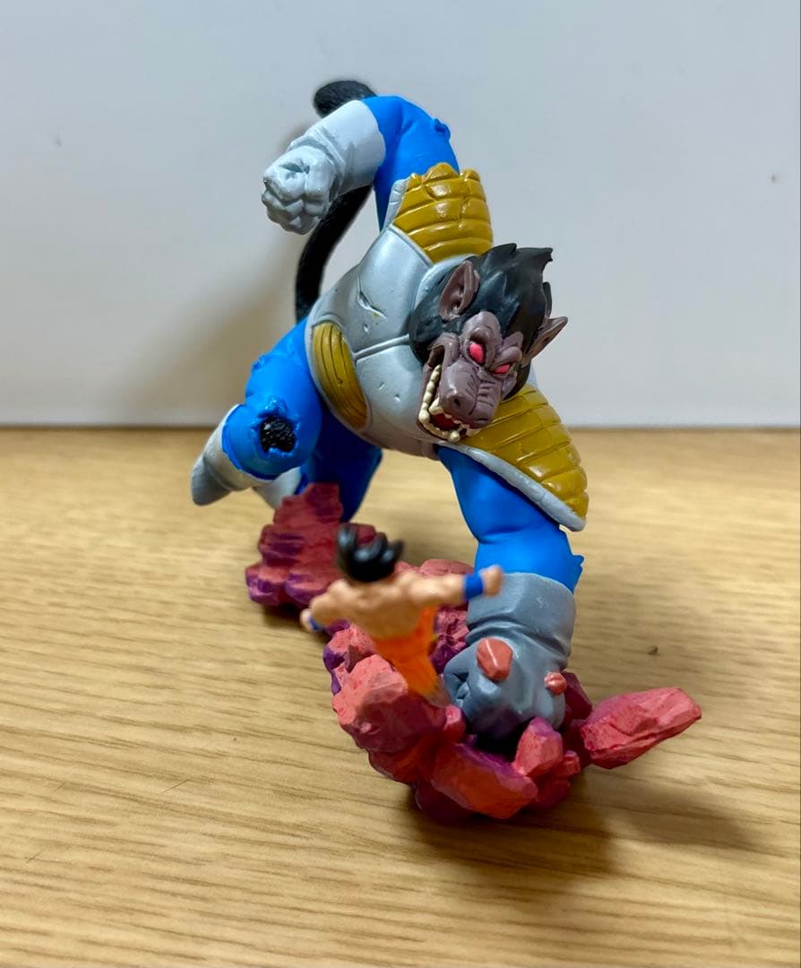 ドラゴンボールカプセル　ネオ 帰ってきたサイヤ人編　フィギュア