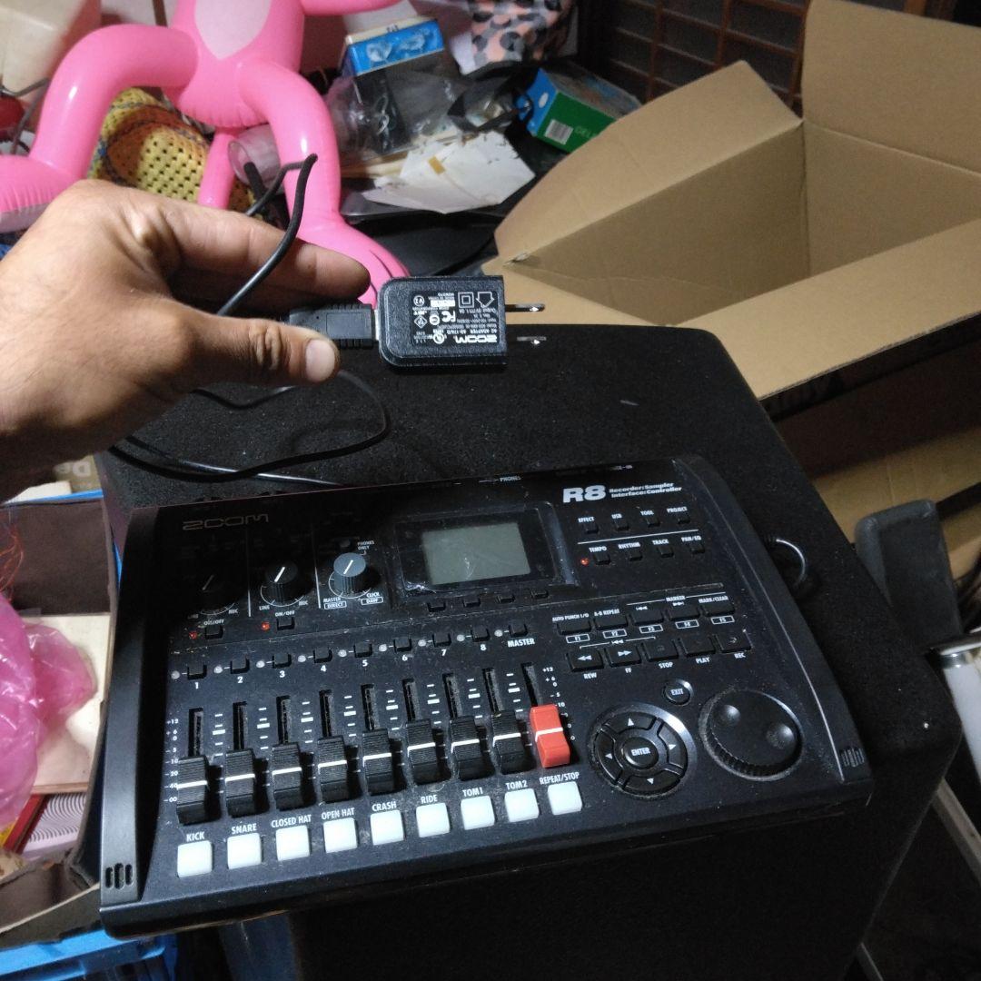 Zoom R8 録音・ミキシング機能付き