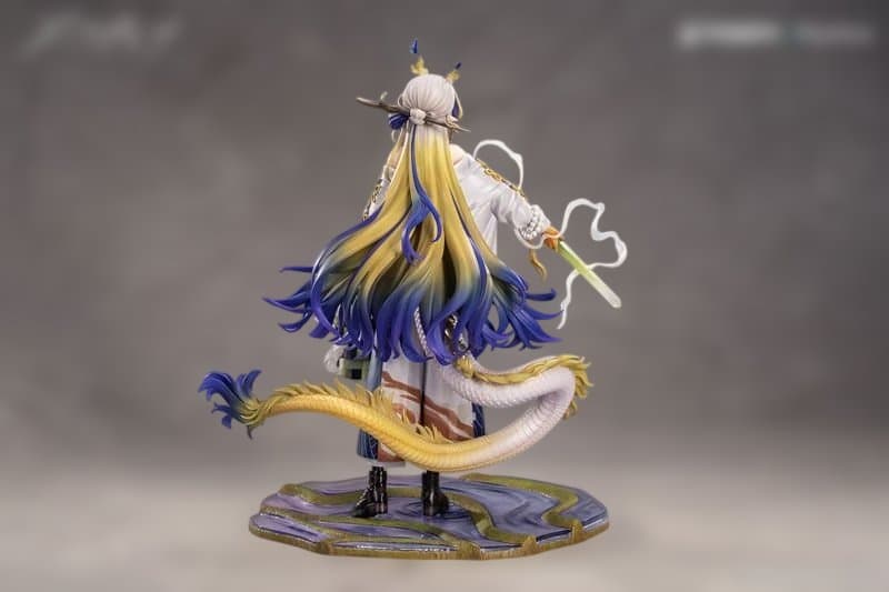 SHU 1/7スケールフィギュア 約266mm