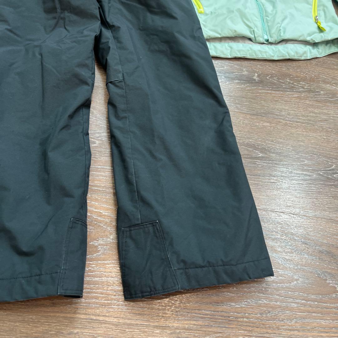 DESCENTE デサント　130 セットアップ　上下　スキーウェア　女の子