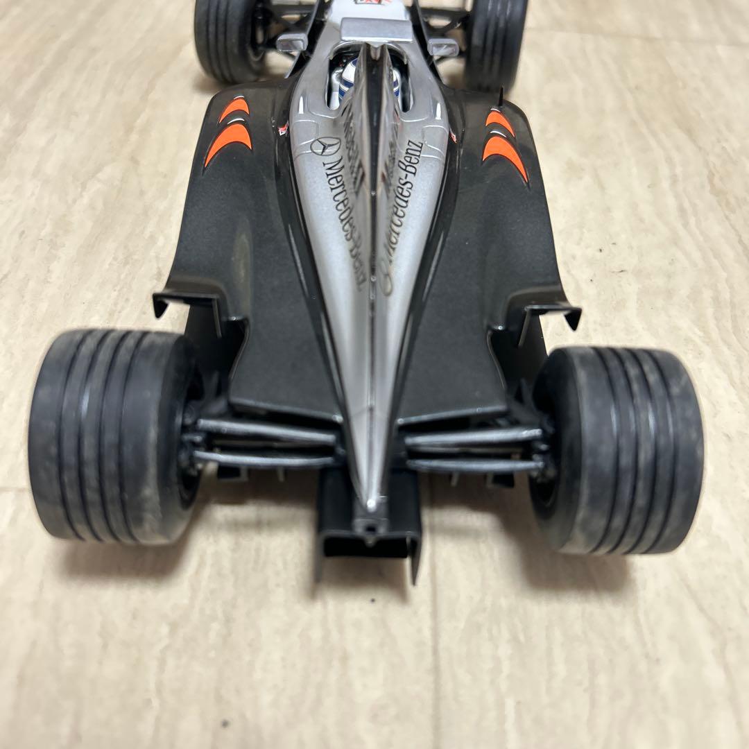 Minichamps マクラーレン メルセデス MP4/13 1998 1/18