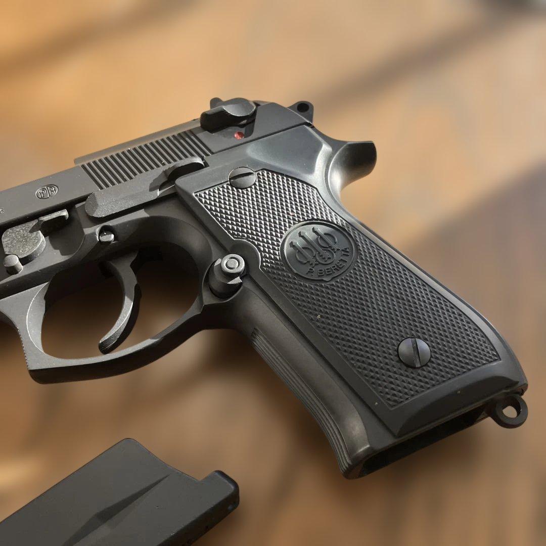 イ*0様 ウエスタンアームズベレッタ M92 FSパーフェクト限定スチールブラッ