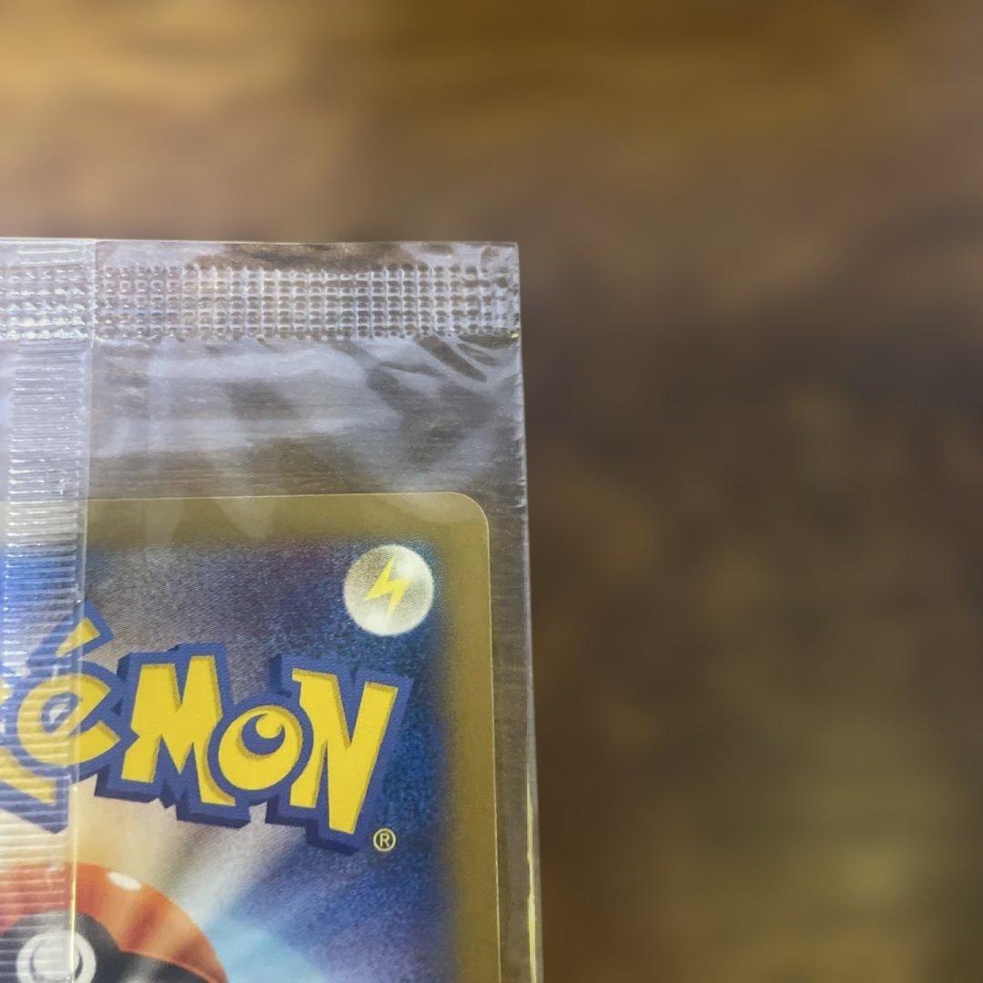 【新品未開封】日本代表のピカチュウ 050/XY-P