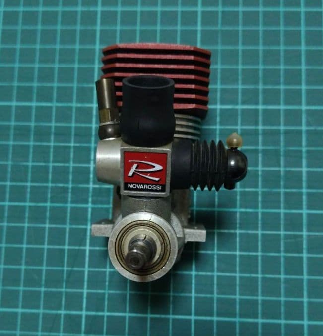 NOVAROSSI CS21 模型用小型エンジン