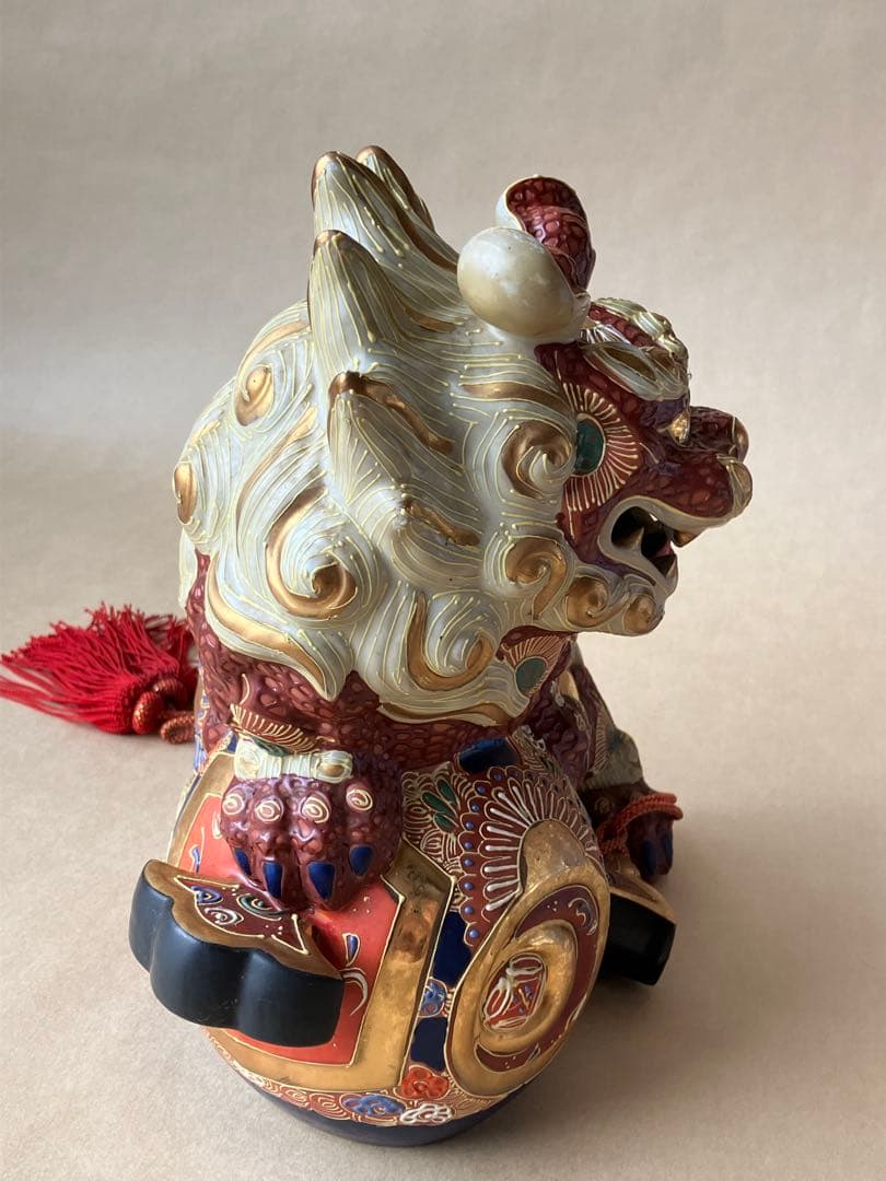 九谷焼 打ち出小槌唐獅子 狛犬 色絵金彩 縁起物 厄除 退魔 置物 高さ26cm