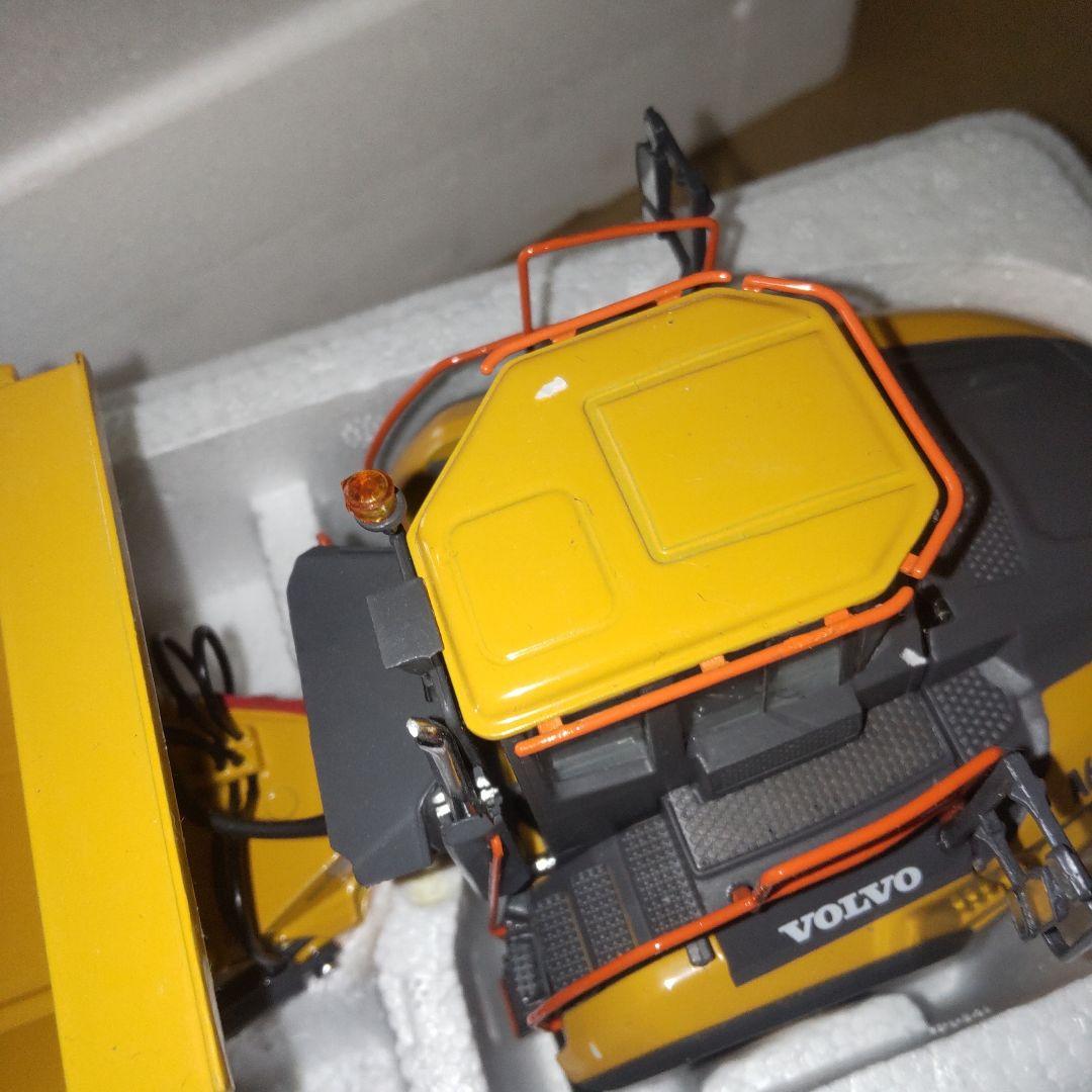 WSI VOLVO A60H 1/50スケールモデル