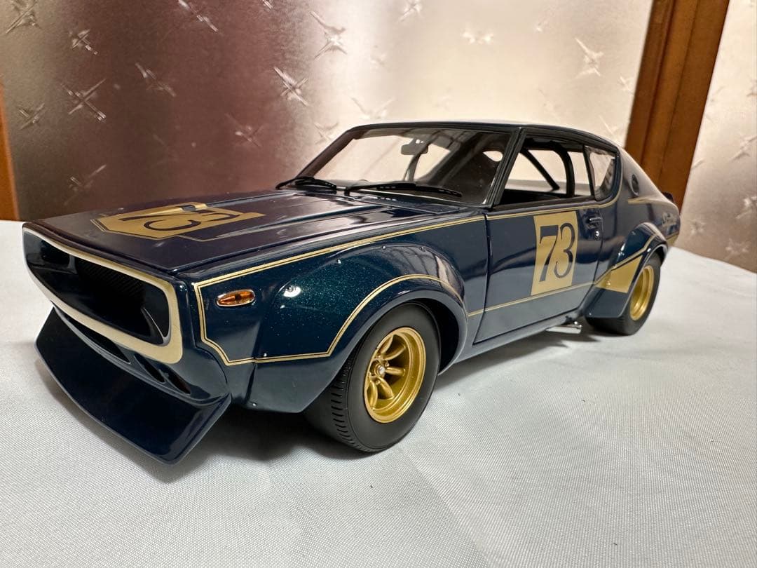 1/18 京商 日産 スカイライン GT-R 2000 ケンメリ レーシング