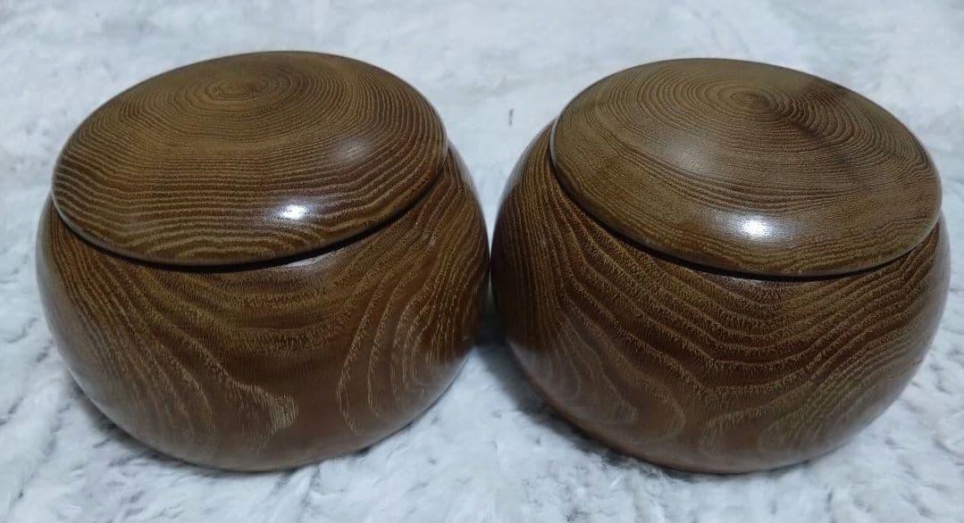 【囲碁】本蛤碁石　那智黒石8.1/8.3ミリ　30号　栗碁笥