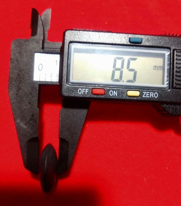 【囲碁】本蛤碁石　那智黒石8.1/8.3ミリ　30号　栗碁笥
