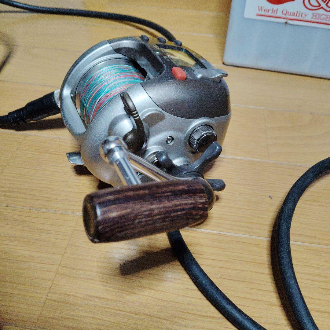 ちゃん　シマノ　電動リール 　電動丸3000XH ケーブル付き