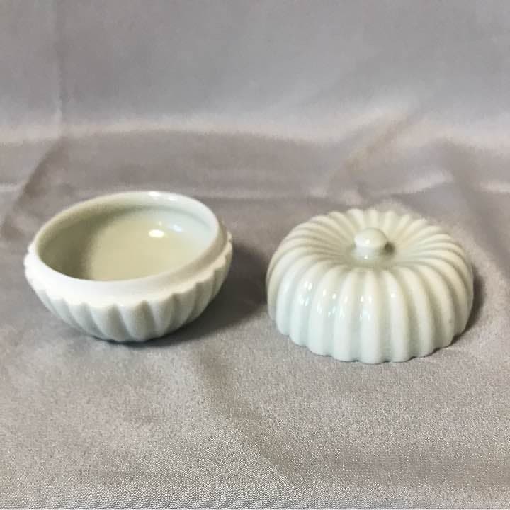 白磁