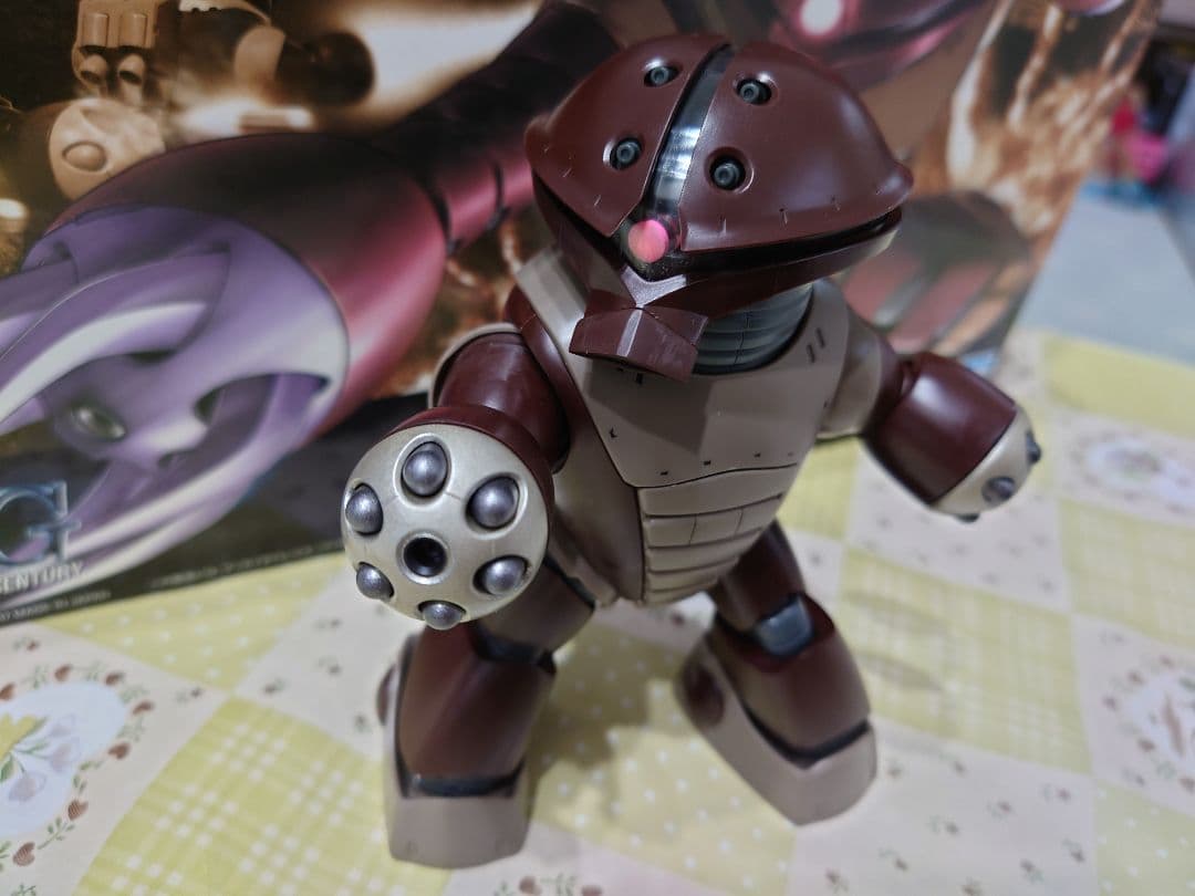 HG マイティーストライクフリーダムガンダム と戦わせたいアッガイ（ジャンク）