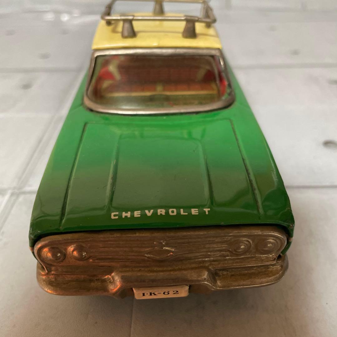 サクラ商会Chevrolet IK-62 ミニカー ルーフキャリア付き