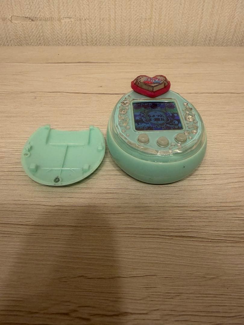 たまごっちピース Tamagotchi P's アイカツパーツ付き