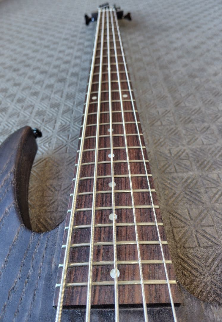 ベース Gibson EB Bass 5strings USA 2018