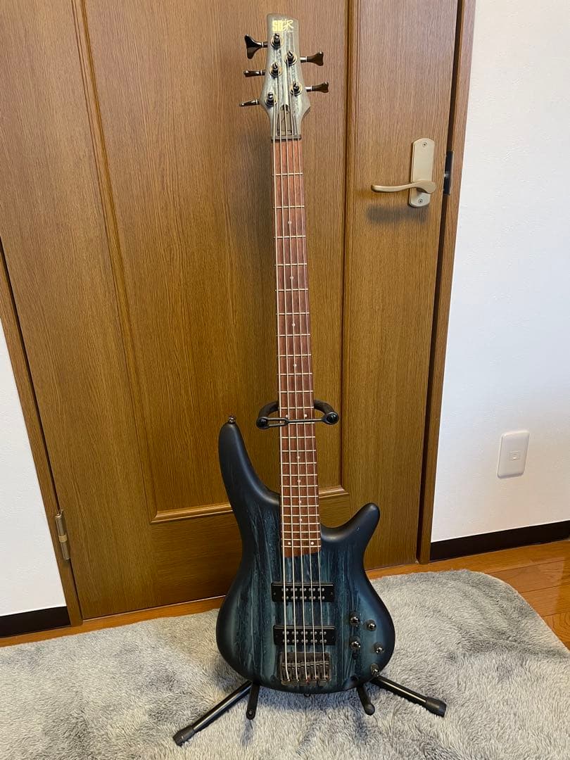 【にんじんさん】Ibanez SR305E五弦ベース 島村楽器限定モデル