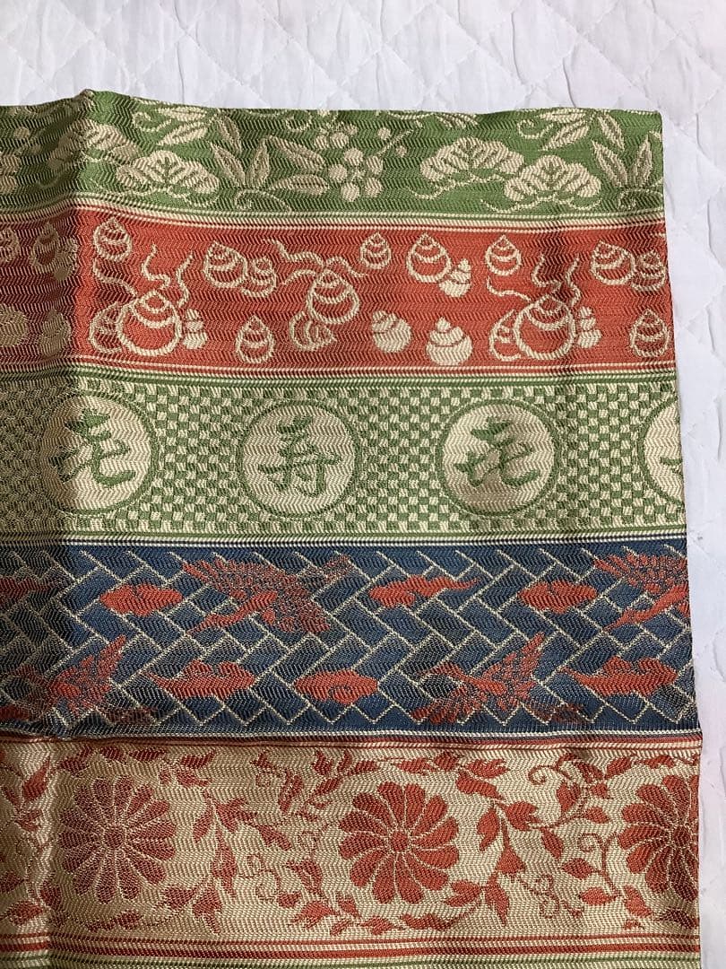 土田友湖　出帛紗　共箱